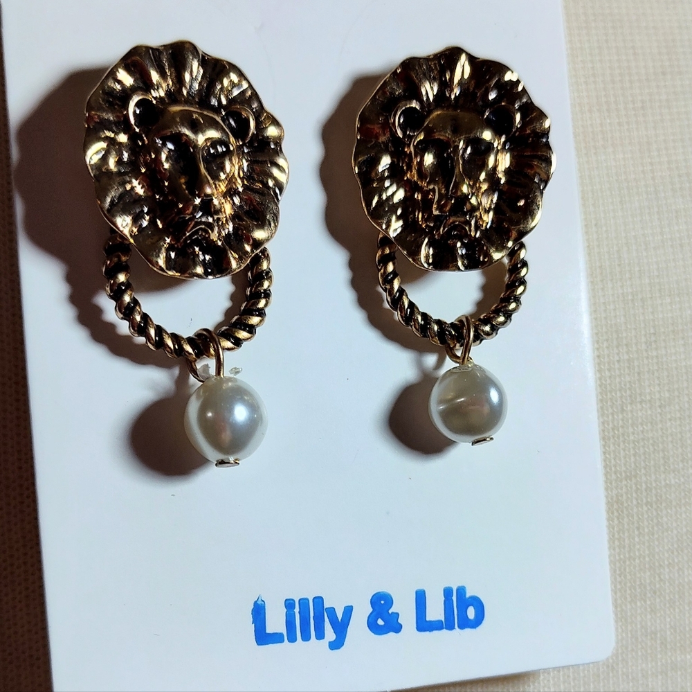 Gold Lion Head Earrings with Pearl